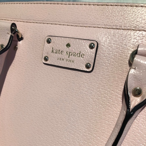 Kate Spade tote and matching long zippy wallet - Picture 2 of 6